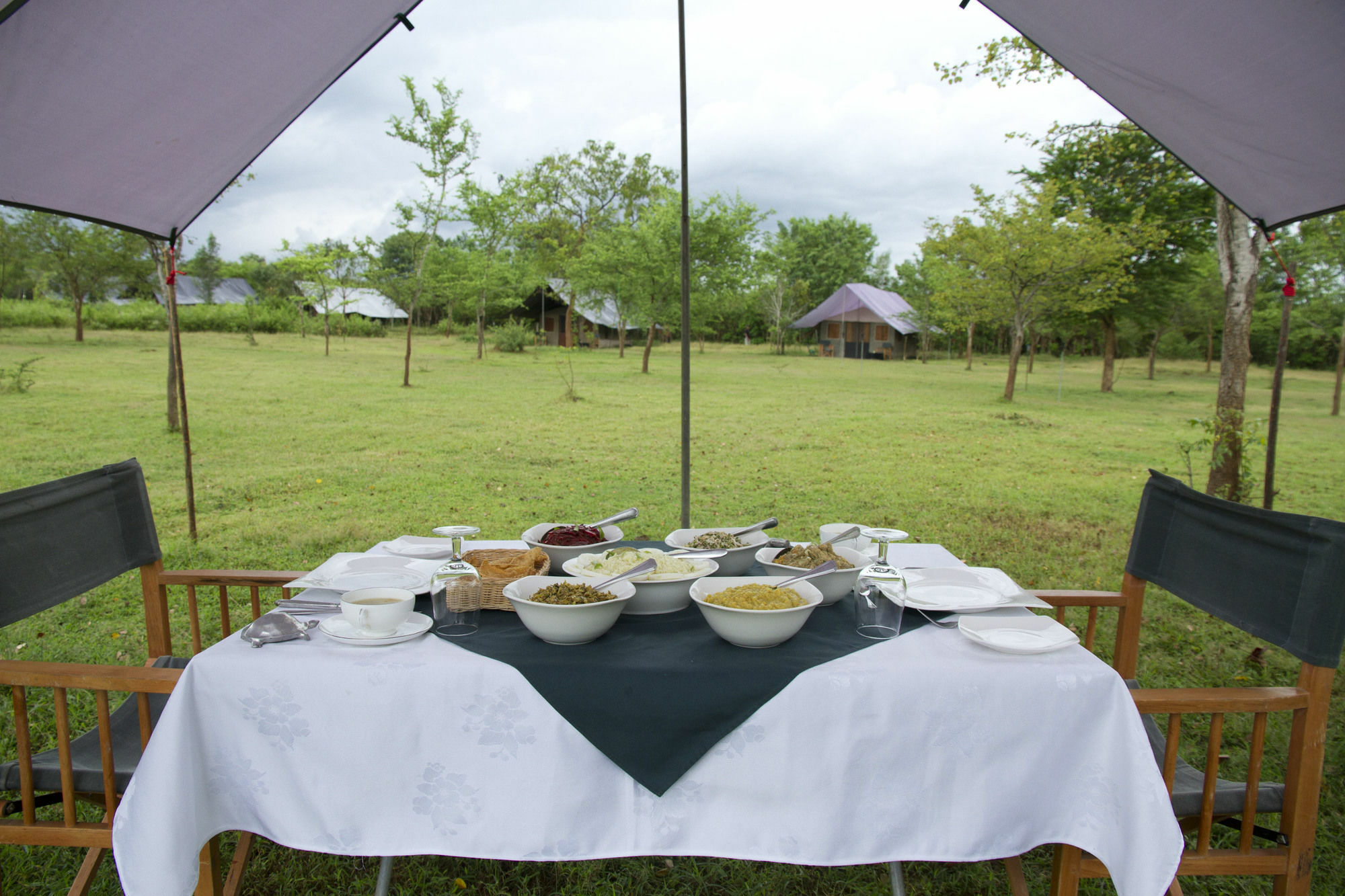 Mahoora Tented Safari Camp Удавалаве Екстериор снимка